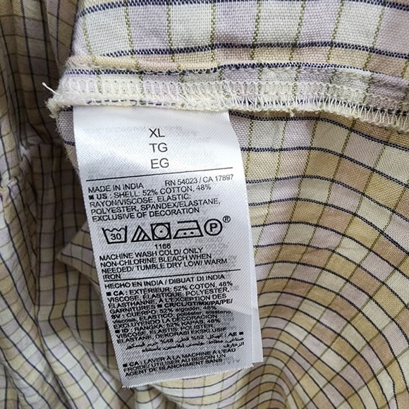 Old Navy NWT smocked plaid puff short sleeve baby doll top woman's size XL - Picture 8 of 9